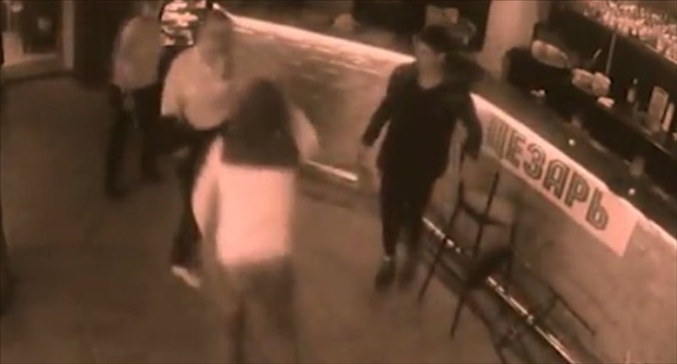 He got served: Creepy restaurant customer gets walloped by waitress after groping her