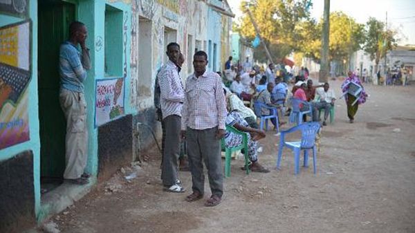 Man held in Somalia for 'beheading' his children