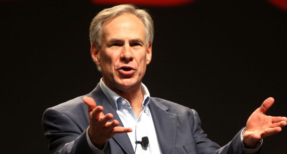 Texas governor jeopardized secret investigation of Islamic State suspect: sources