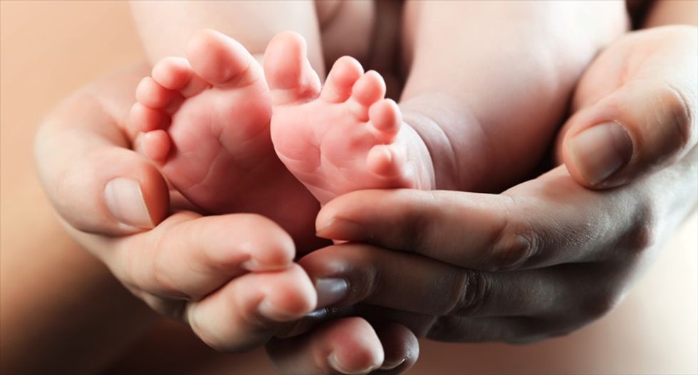 Six-week-old newborn dies of coronavirus in US: state governor