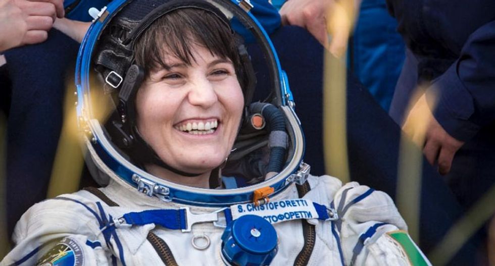 'Hard landing' as three astronauts return to Earth from the International Space Station