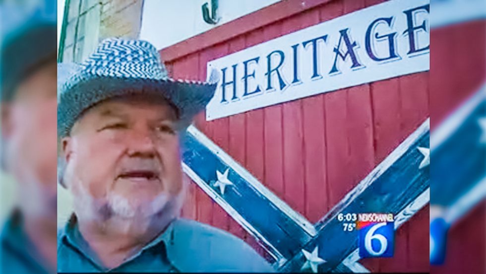 Defiant Texas man nails 6-foot wooden Confederate flag to building across from county courthouse