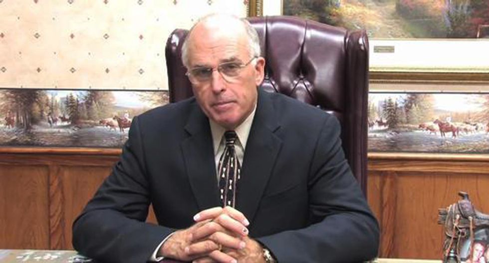 Texas pastor denies plan to set self on fire if gay marriage was legalized, was only quoting a song