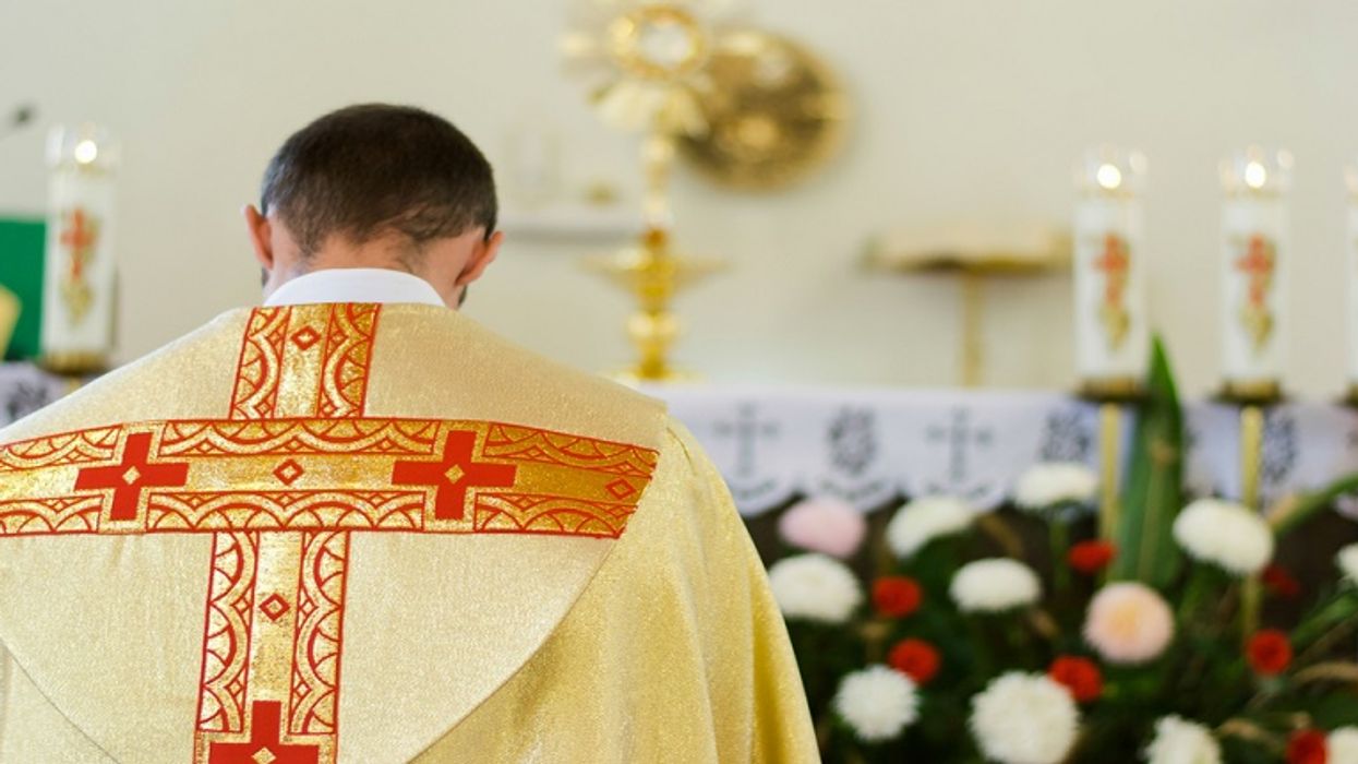 More than 1,900 children abused by Illinois Catholic Church: state investigation