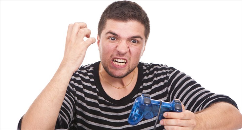 Confirmed: Gamer bros harassing women in online play are sore losers