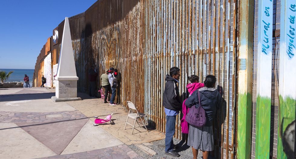 REVEALED: Forcing Mexico to pay for Trump’s wall could actually send more migrants into US