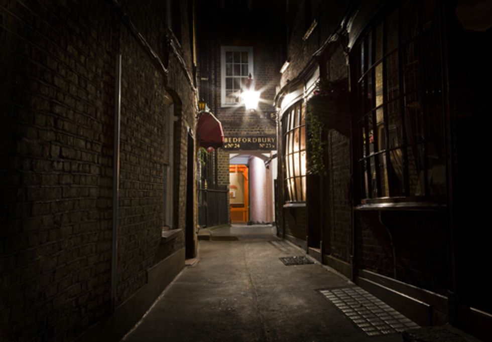 Con artist tries to pass off a Jack the Ripper museum as a 'women's museum'