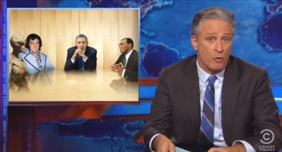 Jon Stewart dishes on meetings with Obama: We took turns f*cking a replica of Reagan's eye socket