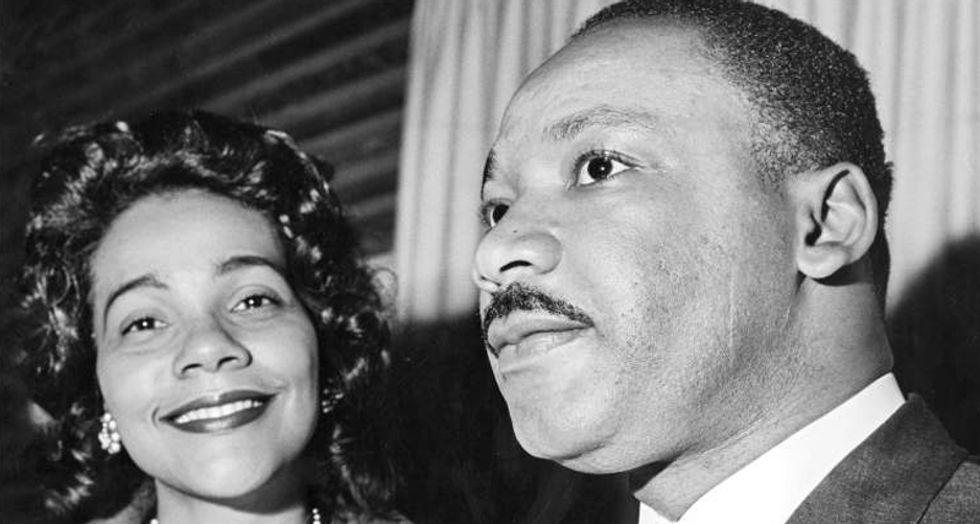 'Shameful': Internet shreds McConnell for stopping Warren from reading Coretta Scott King letter to Senate