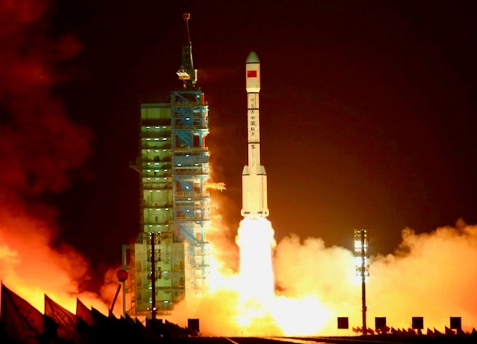 A Chinese space station is probably falling out of the sky this weekend. Here's everything you need to know.
