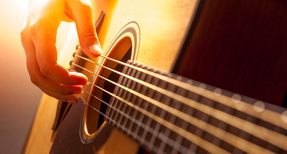 Confirmed: Listening to music reduces your pain after surgery