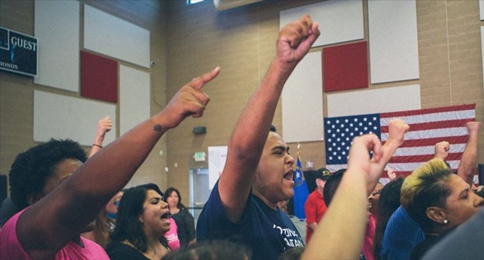 #BlackLivesMatter activists shut down Jeb Bush campaign event in Nevada
