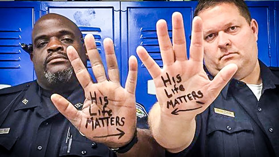 Conservatives fall in love with Texas cop who said Black Lives Matter is a hate group 'no different than KKK'