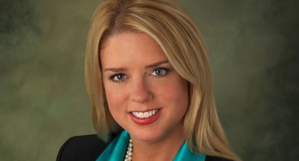 Florida AG Pam Bondi and Donald Trump hit with bribery complaint over shady Trump U arrangement