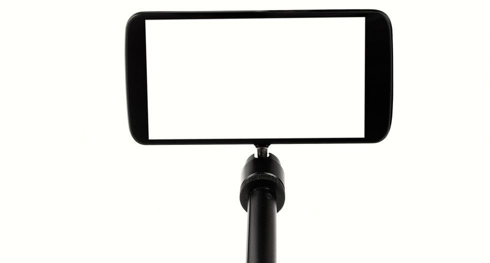 Texas teen fatally shoots himself while taking selfie