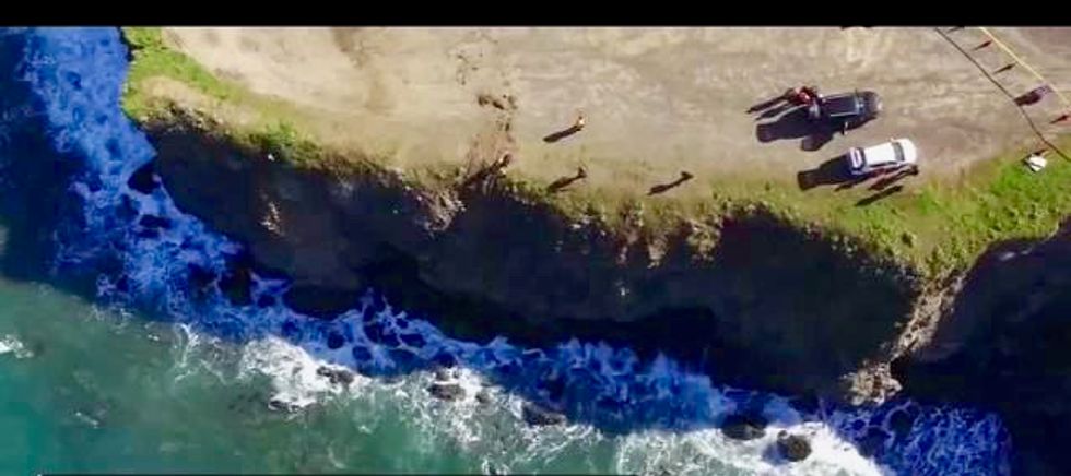 Search on for missing children after California cliff SUV wreck