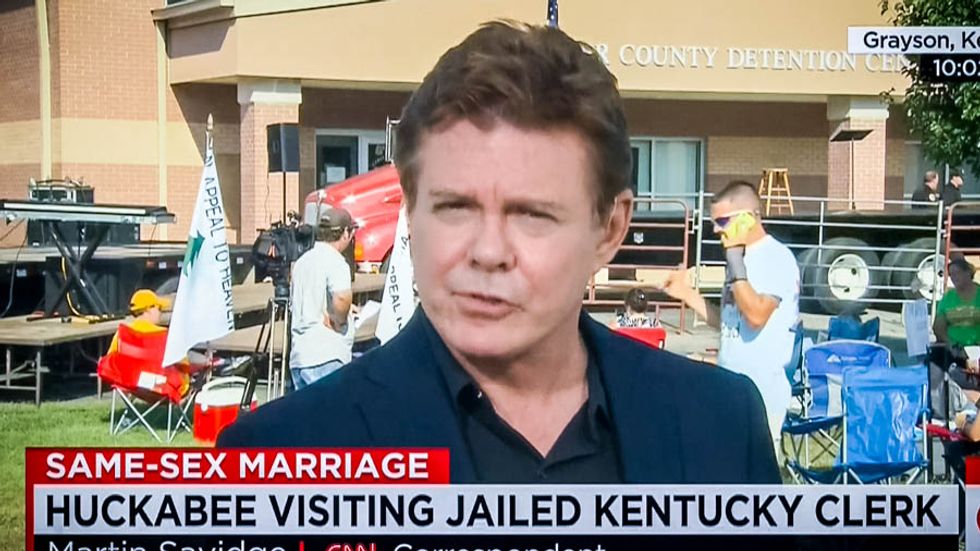 CNN: Jail officials 'endorse' Kim Davis, set Huckabee stage at prison 'front door' so she can hear