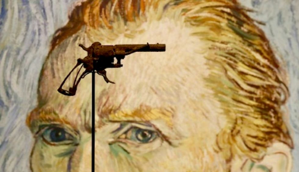 Gun 'Van Gogh killed himself with' to go under hammer