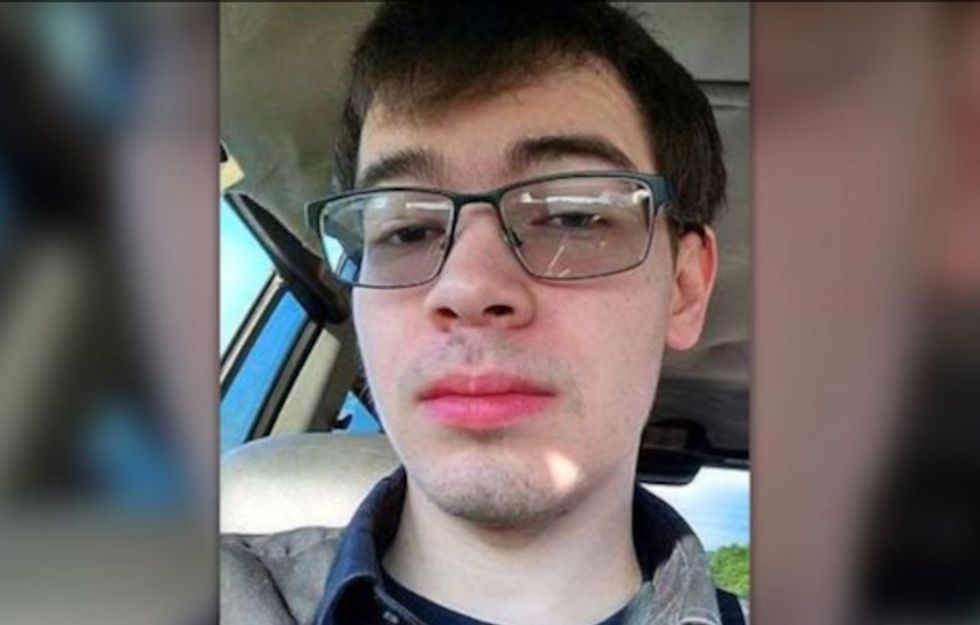 Police hunt Tennessee man they say killed mother, confessed on Facebook