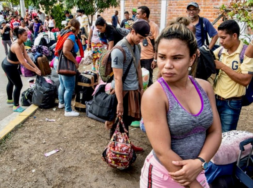 Massive power cut in Venezuela plunges Caracas into darkness