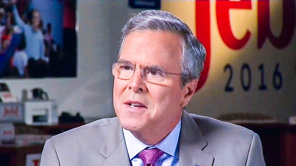 Fox host corners Bush for giving tax cuts to the 1%: 'Does Jeb Bush need a $3 million tax cut?'