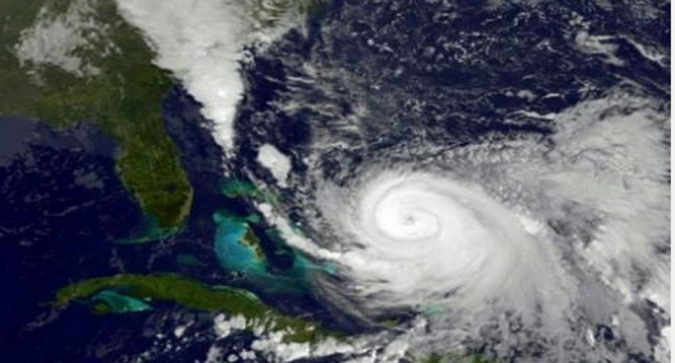 Hurricane Joaquin soaks eastern US, leaves devastation in Bahamas