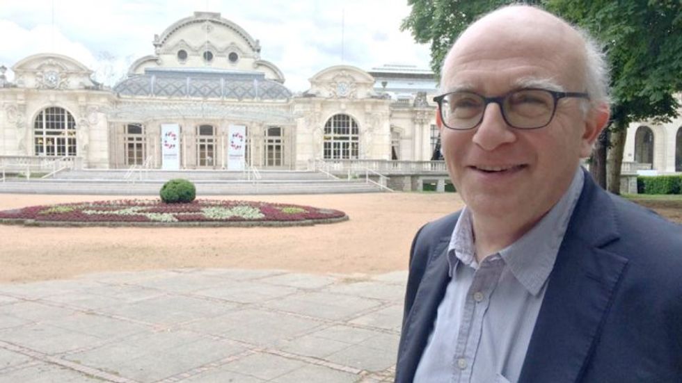 Renowned French historian detained for 10 hours by US customs officials