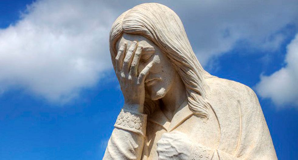 Conservative CPAC gathering gets hilariously mocked for 'Heaven has a wall, why can't US?' panel