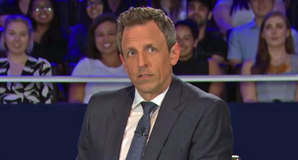 Seth Meyers plays hilarious fictional Democratic debate — featuring all 20 candidates on stage at the same time