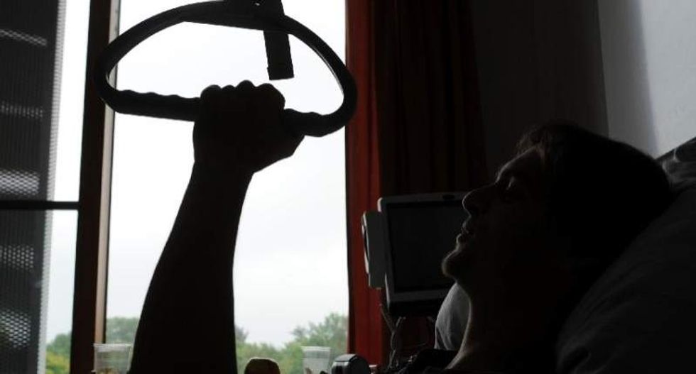 Constipation drug for late-stage cancer patients also shown to extend their lives
