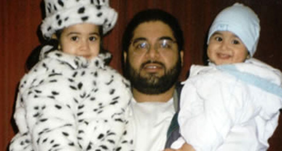 Last UK prisoner Shaker Aamer released from Guantánamo Bay after 14 years without a trial: reports