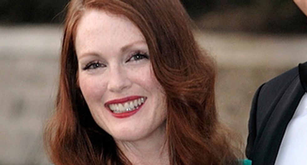 Julianne Moore claims majority of Americans are in favor of increased gun control