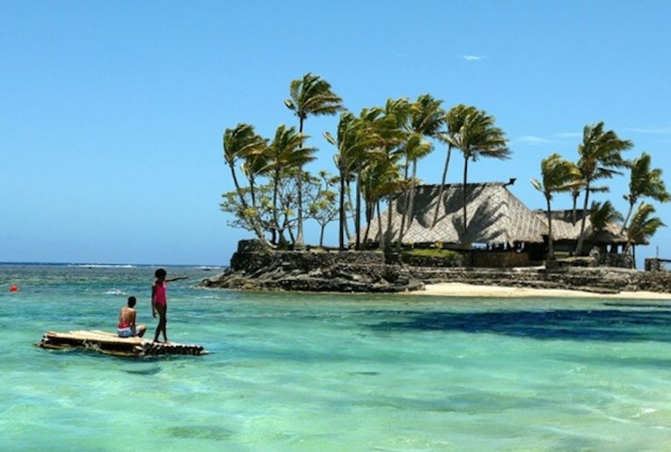 Climate negotiator warns world 'out of time' to save islands