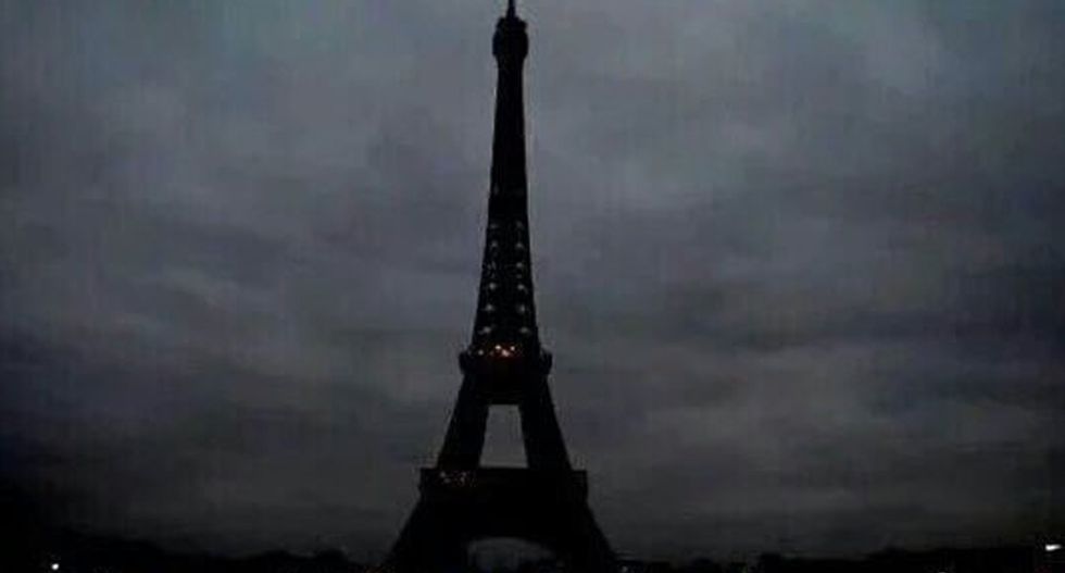 With the attack on Paris, the war with ISIS enters a new stage: war by terror