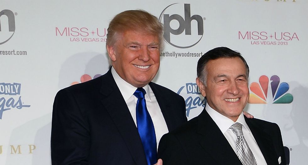 Russian oligarch that set up Don Jr's infamous meeting sent Trump an expensive painting — and he thanked him for it