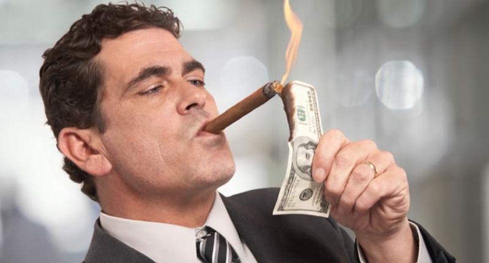 Iceland does what the US won't: 26 top bankers sent to prison for role in financial crisis