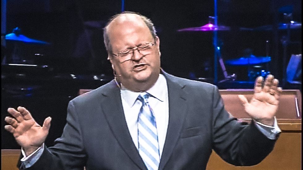 Florida pastor: Planned Parenthood President Cecile Richards 'hates our God' and 'loves death'