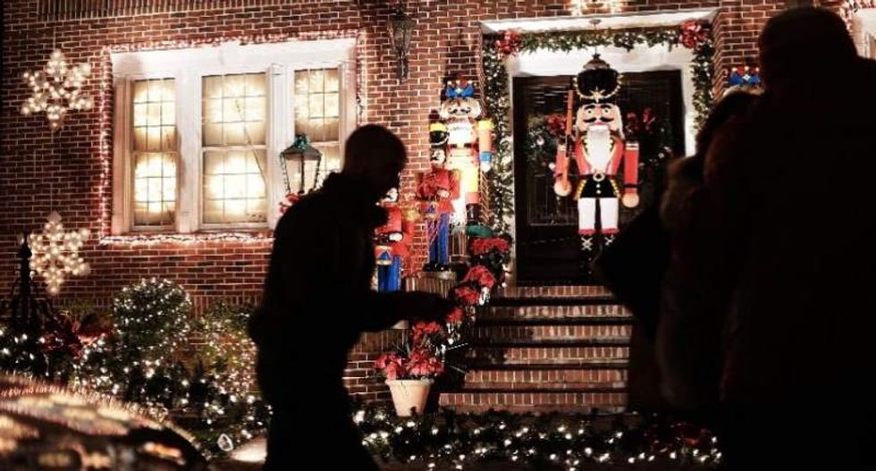 US homes use more electricity on Christmas lights than some countries do in a year: researchers