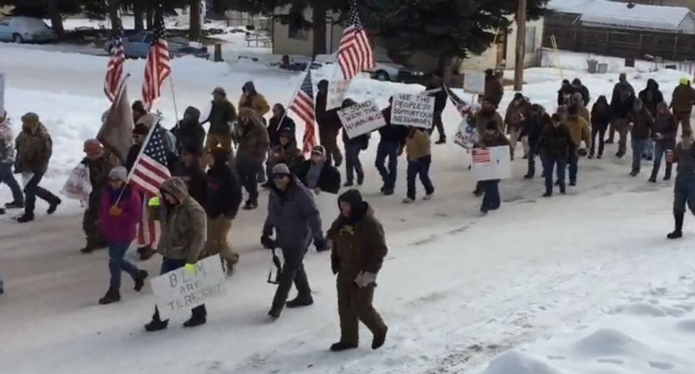 UPDATE: Right wing militia from Bundy Ranch occupy federal wildlife building in Oregon