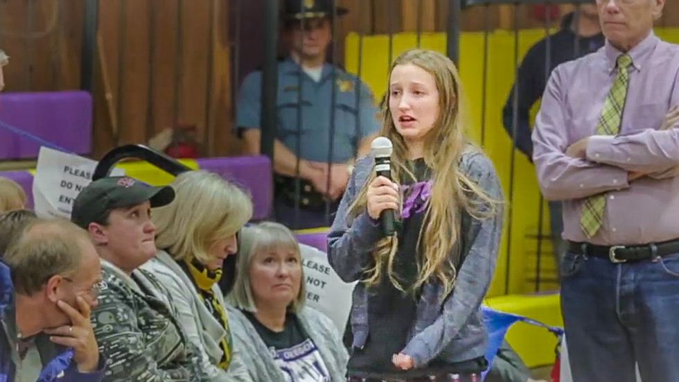 Teen chokes up at town meeting asking Bundy to leave: 'I shouldn't have to be scared in my own hometown'