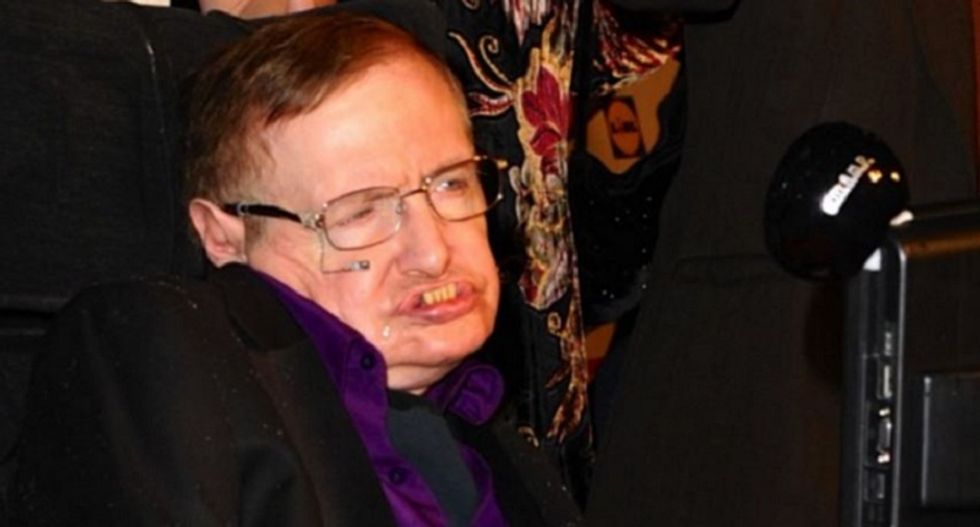 Stephen Hawking warns about artificial intelligence in the near future: 'We're not getting any less greedy or stupid'