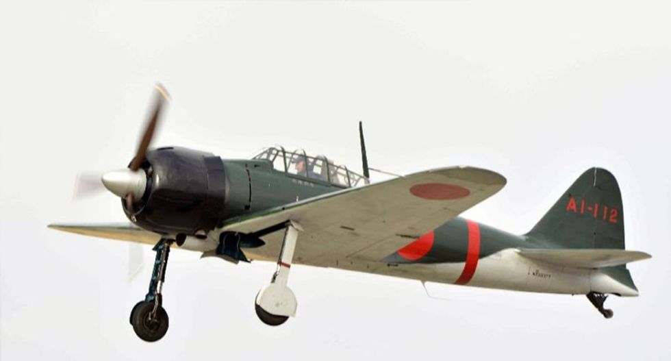 Restored Zero fighter takes to the skies in Japan