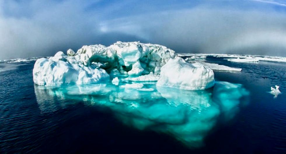 Hundreds of icebergs are suddenly invading shipping lanes