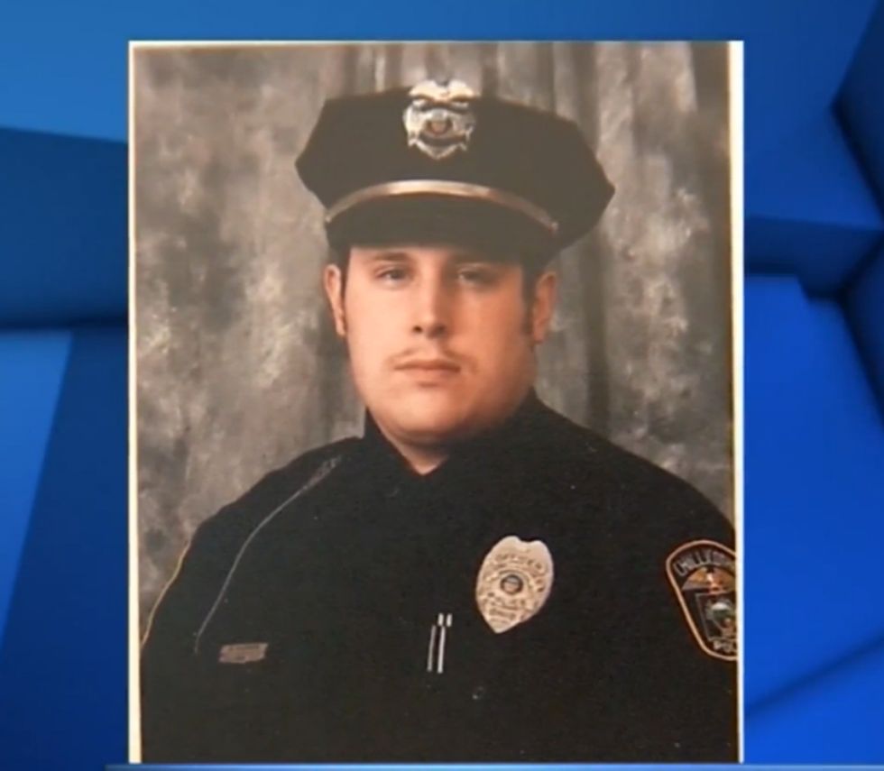Ohio cop accused of trying to rape woman escaping abusive boyfriend