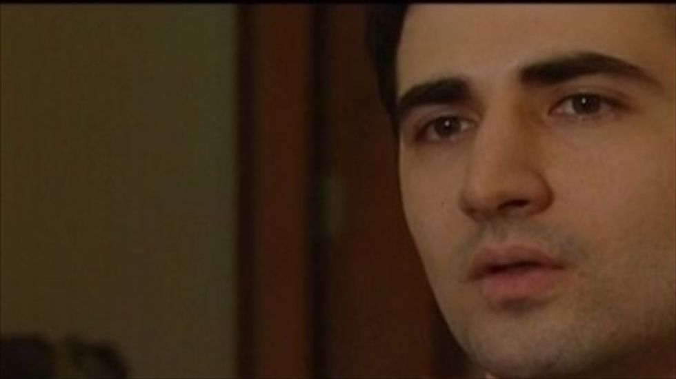 Prisoner's father renews appeal to Iranian president for his release