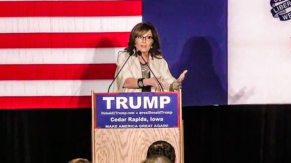 Tea Party smack down: Sarah Palin accuses Rep. Steve King of 'huffing ethanol' in a corn field