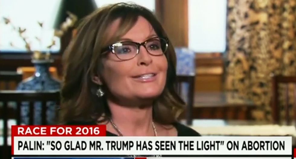 Jake Tapper visibly baffled as Sarah Palin's abortion rant leaps from Donald Trump to Justin Bieber