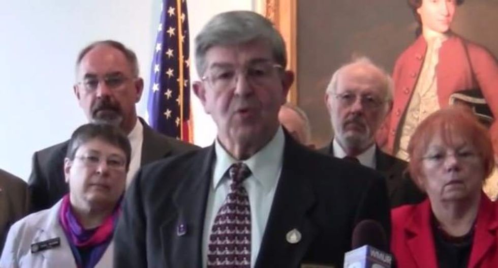 New Hampshire Repub's anti-Islam rant: Offering public assistance to Muslims is 'treason'