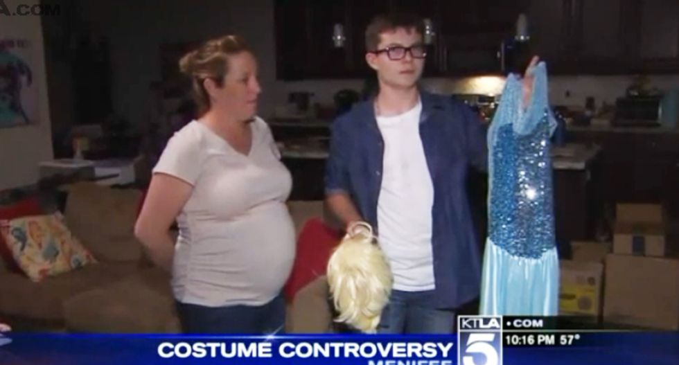 School principal confiscates student's 'Disney Day' Elsa costume because 'boys shouldn't dress like girls'