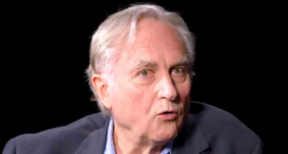 Atheist Richard Dawkins hammered for accusing Ahmed Mohamed of wanting to be arrested